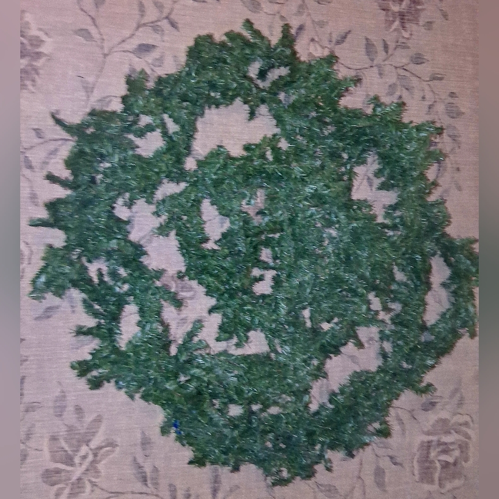 Unlit Indoor/Outdoor Christmas/Holiday Garland Greenery 60ft